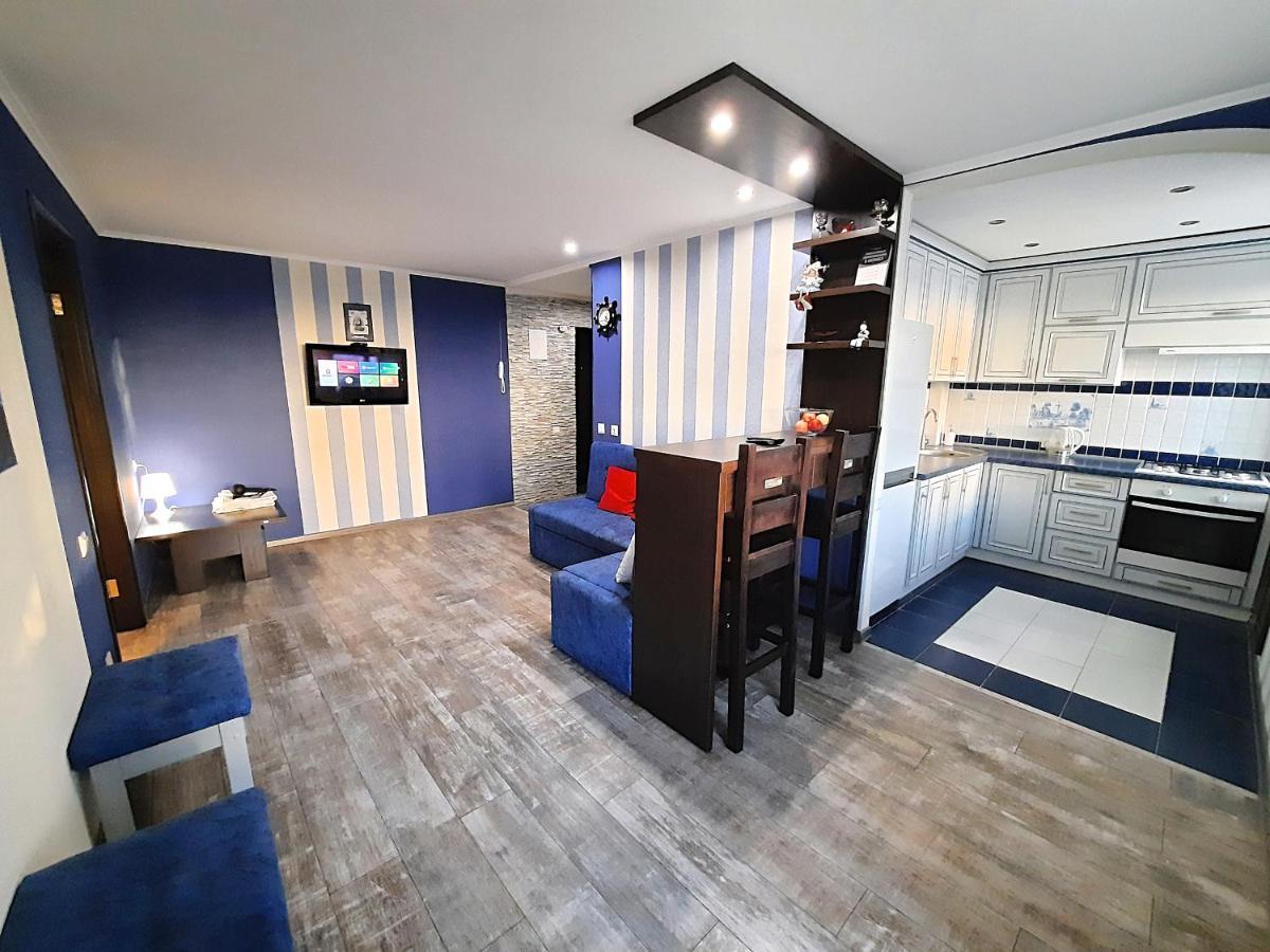 Sea Style - Сеть Апартаментов Alex Apartments Бесконтактное Заселение 24-7 폴타바 외부 사진