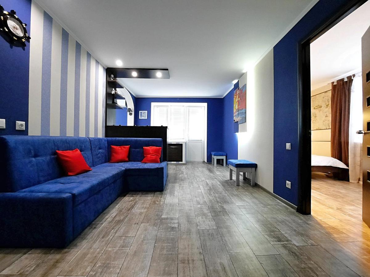 Sea Style - Сеть Апартаментов Alex Apartments Бесконтактное Заселение 24-7 폴타바 외부 사진
