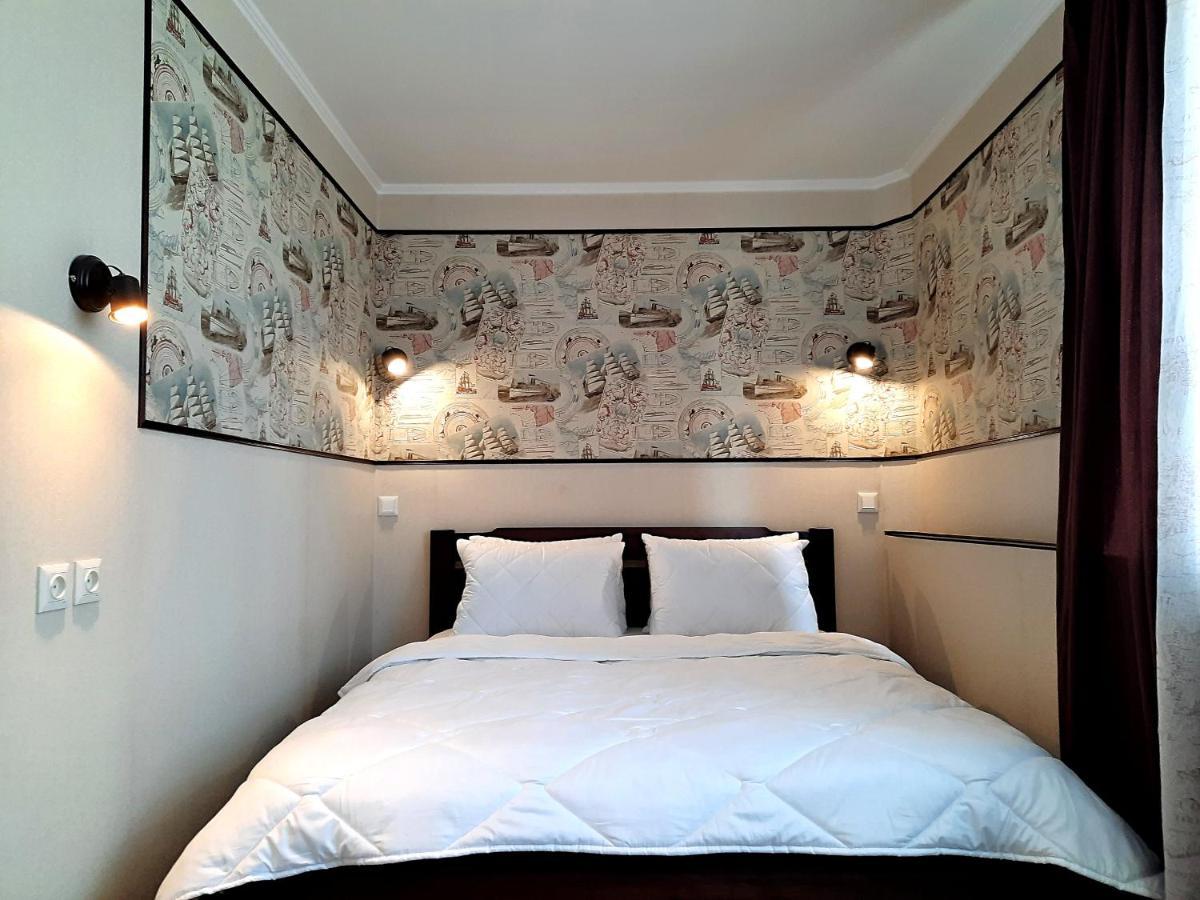 Sea Style - Сеть Апартаментов Alex Apartments Бесконтактное Заселение 24-7 폴타바 객실 사진
